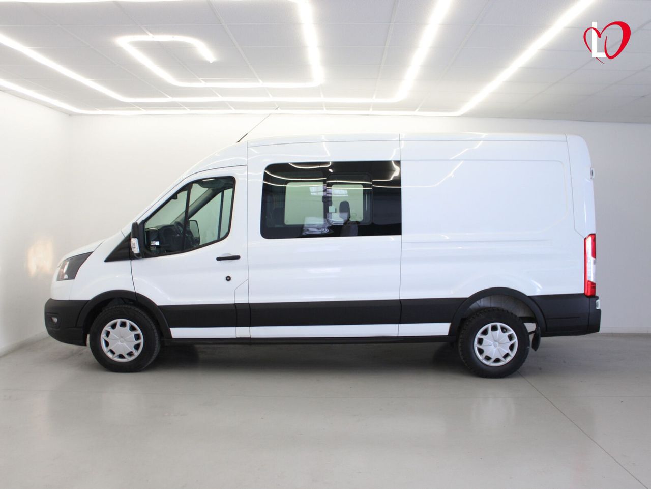 Ford Transit 2.0 TDCI L3 H2 330 COMBI 6 130 - Foto 31