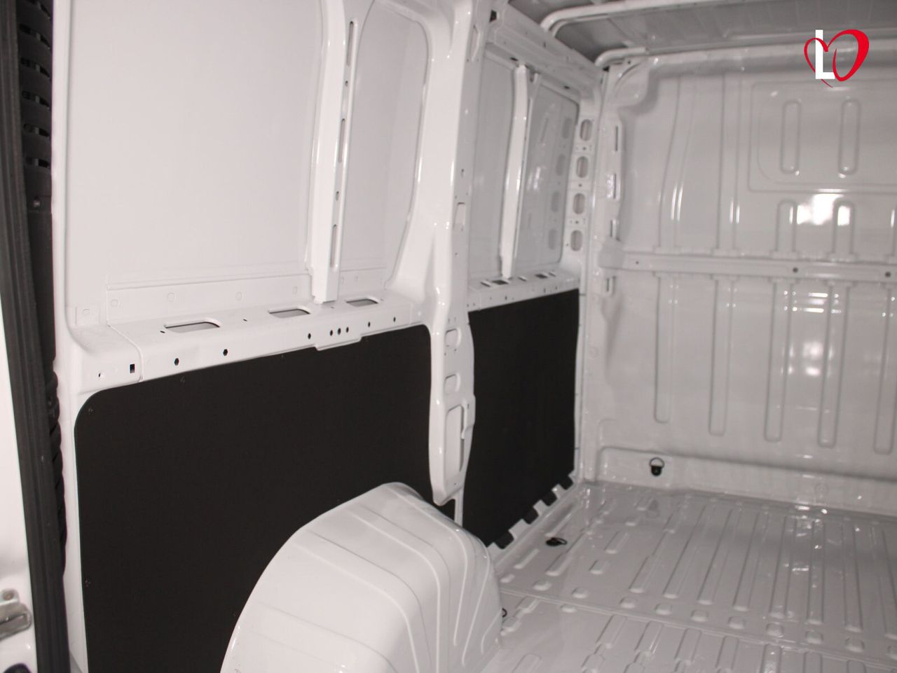 Fiat Ducato 2.2 MJET 30 L1 H1 FURGÓN CERRADO 140 - Foto 27