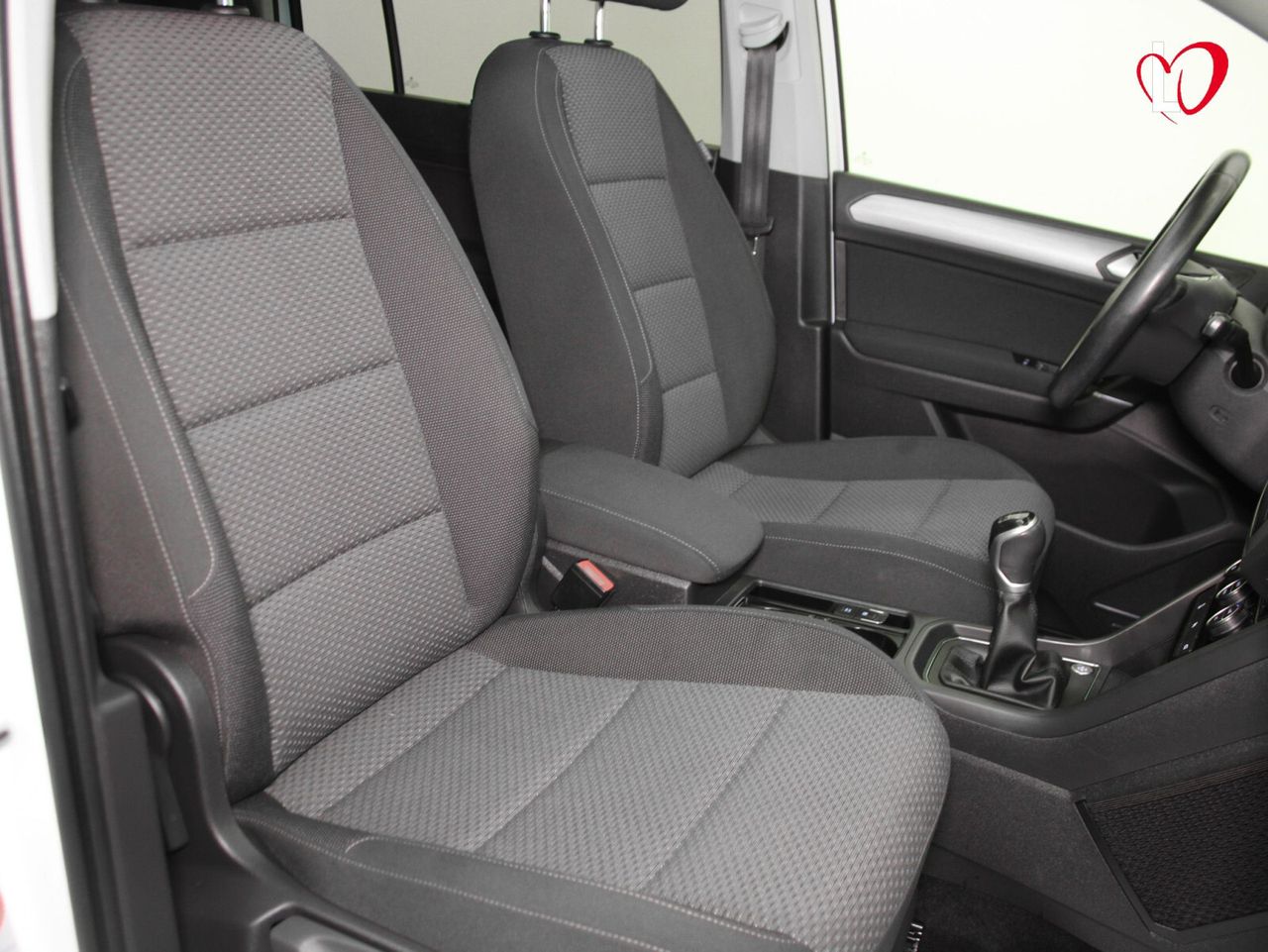 Volkswagen Touran Advance 2.0 TDI 90kW (122CV) - Foto 34