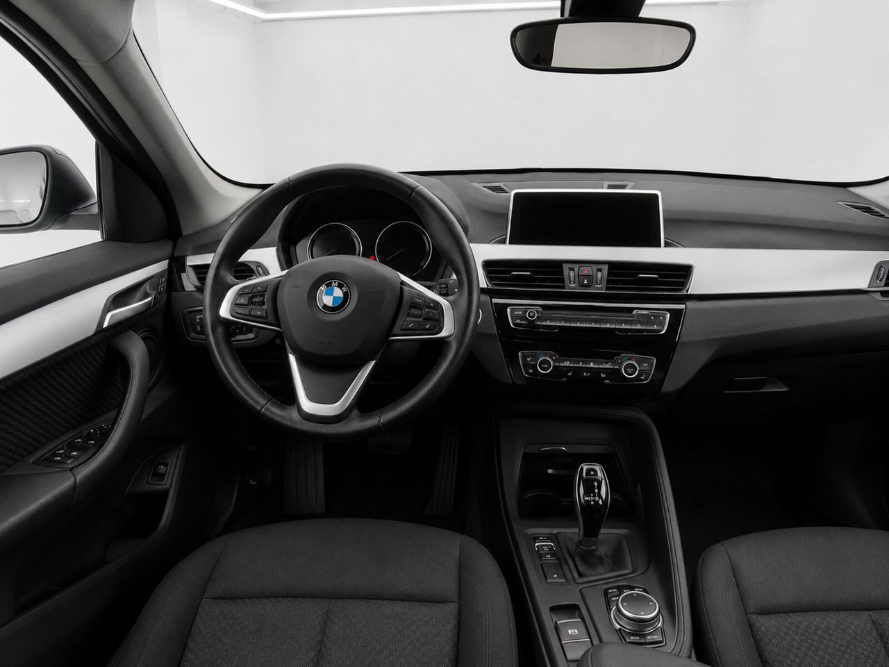 BMW X1 18dA SDRIVE CORPORATE 150 - Foto 5