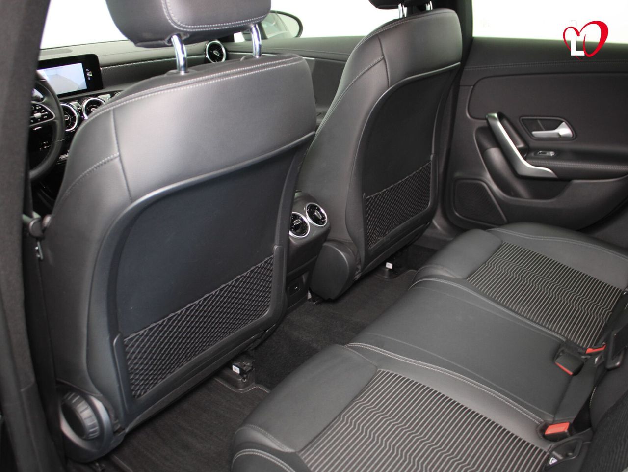 Mercedes CLA CLA 200 D DCT Shooting Brake - Foto 39