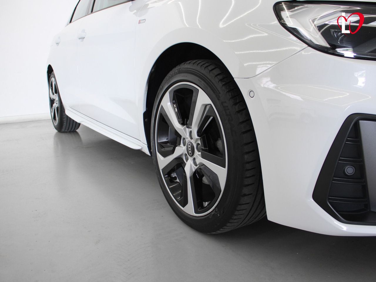 Audi A1 Sportback Adrenalin 35 TFSI 110kW S tron BLACK EDITION - Foto 47