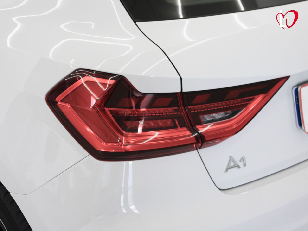 Audi A1 Sportback Adrenalin 35 TFSI 110kW S tron BLACK EDITION - Foto 53