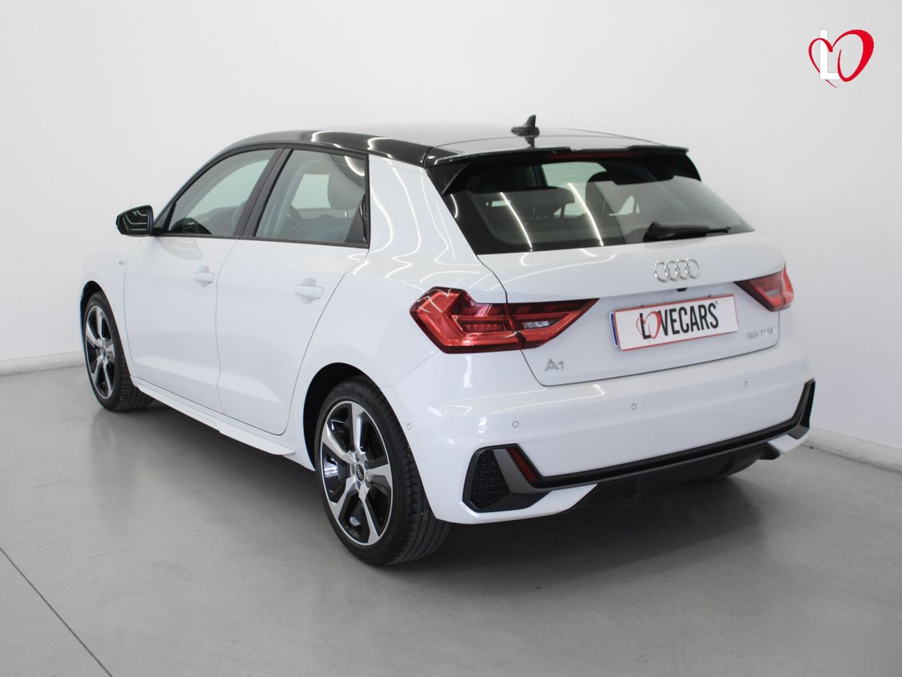Audi A1 Sportback Adrenalin 35 TFSI 110kW S tron BLACK EDITION - Foto 6