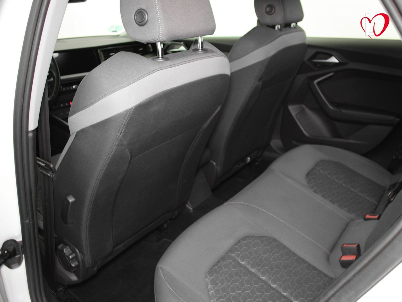 Audi A1 Sportback Adrenalin 35 TFSI 110kW S tron BLACK EDITION - Foto 42
