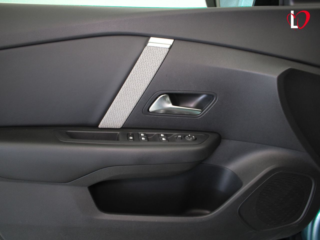 Citroën C4 BlueHDi 130 S&S EAT8 Feel Pack - Foto 18