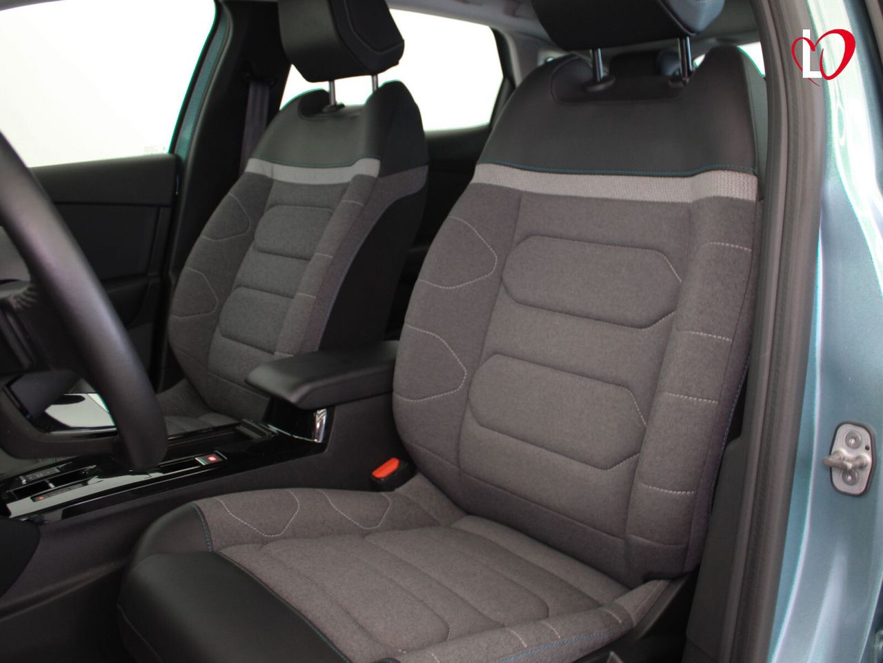 Citroën C4 BlueHDi 130 S&S EAT8 Feel Pack - Foto 19