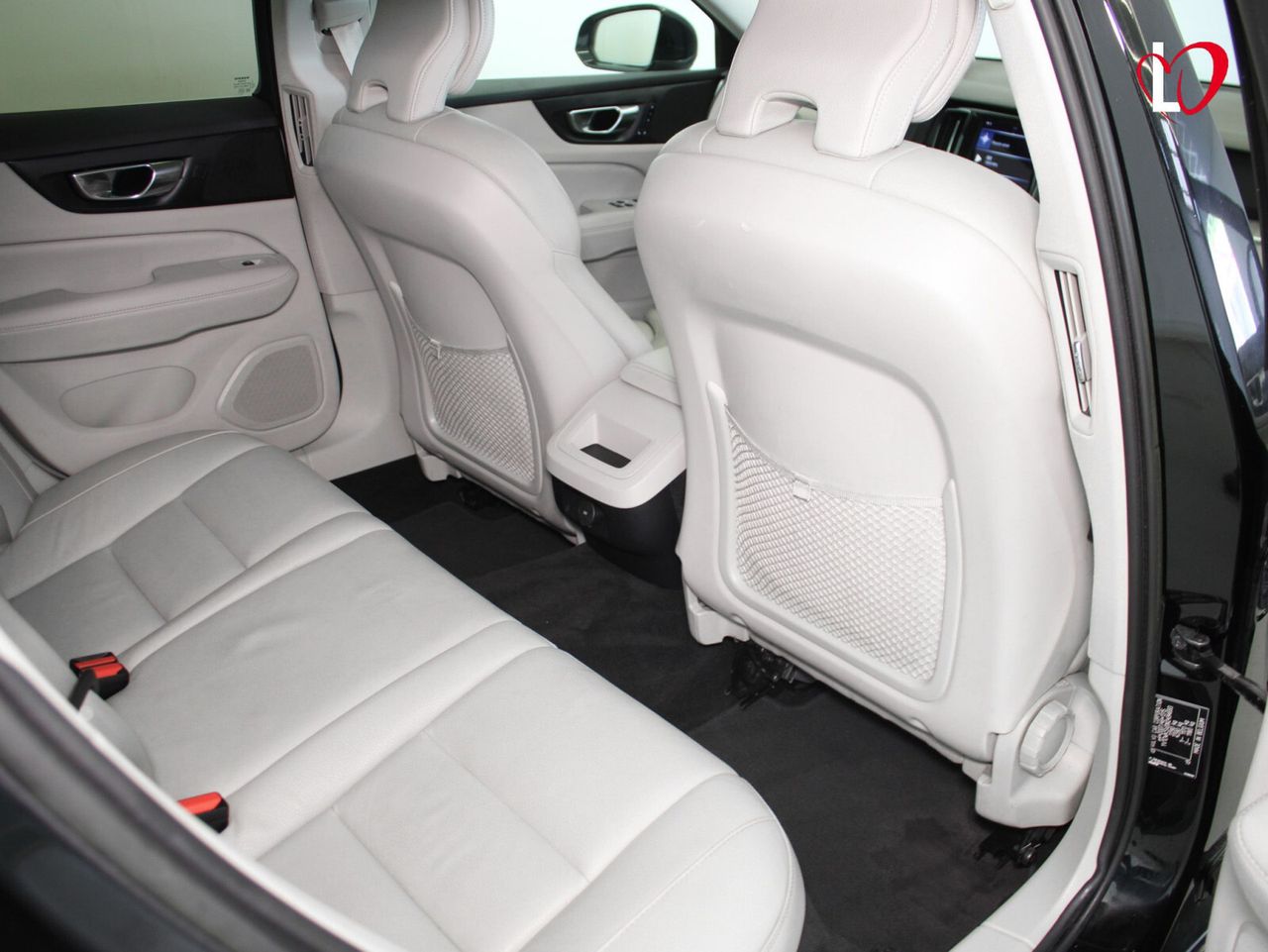 Volvo V60 2.0 B4 (D) Inscription Auto - Foto 34