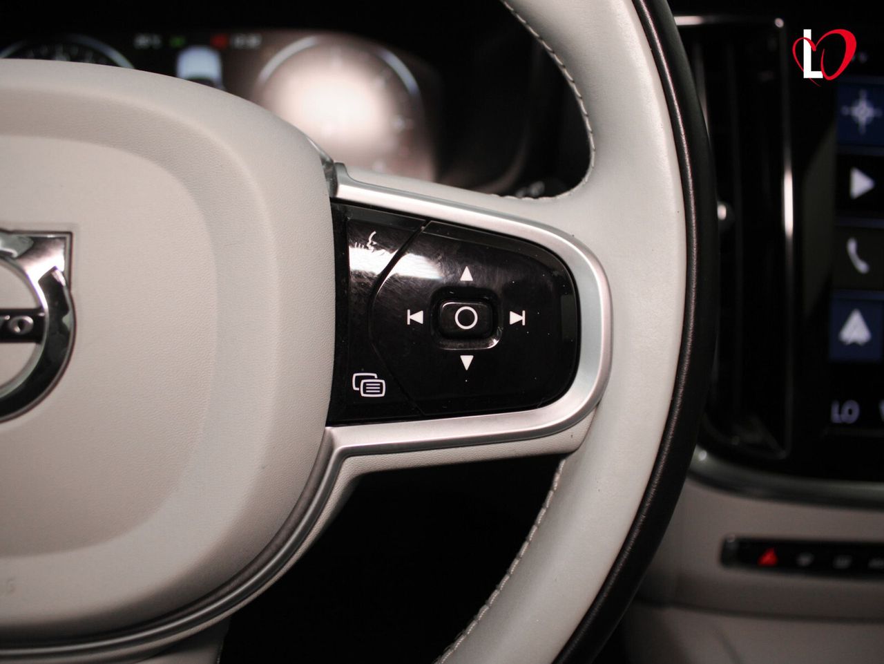 Volvo V60 2.0 B4 (D) Inscription Auto - Foto 26