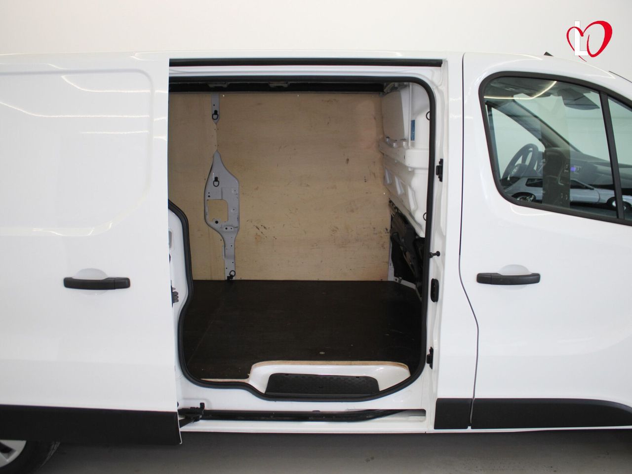 Nissan Primastar 2.0 DCI FURGON. L2 H1 130 - Foto 8