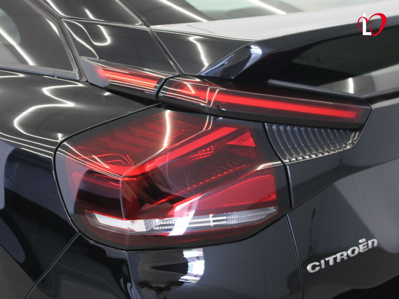 Citroën C4 BlueHdi 110 S&S Feel Pack - Foto 48