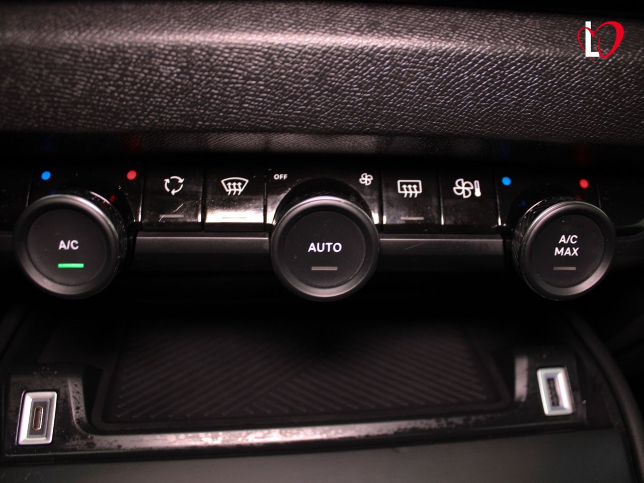 Citroën C4 BlueHdi 110 S&S Feel Pack - Foto 31
