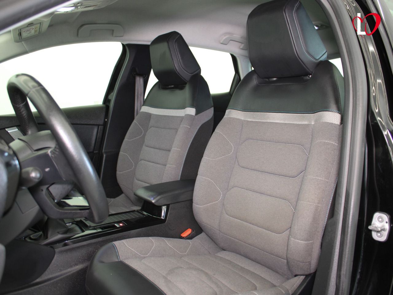 Citroën C4 BlueHdi 110 S&S Feel Pack - Foto 18