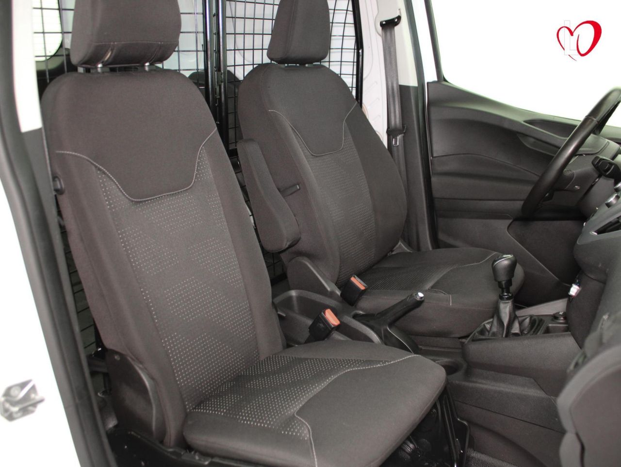 Ford Transit Courier 1.5 TDCI FURGON GPS 75 - Foto 26