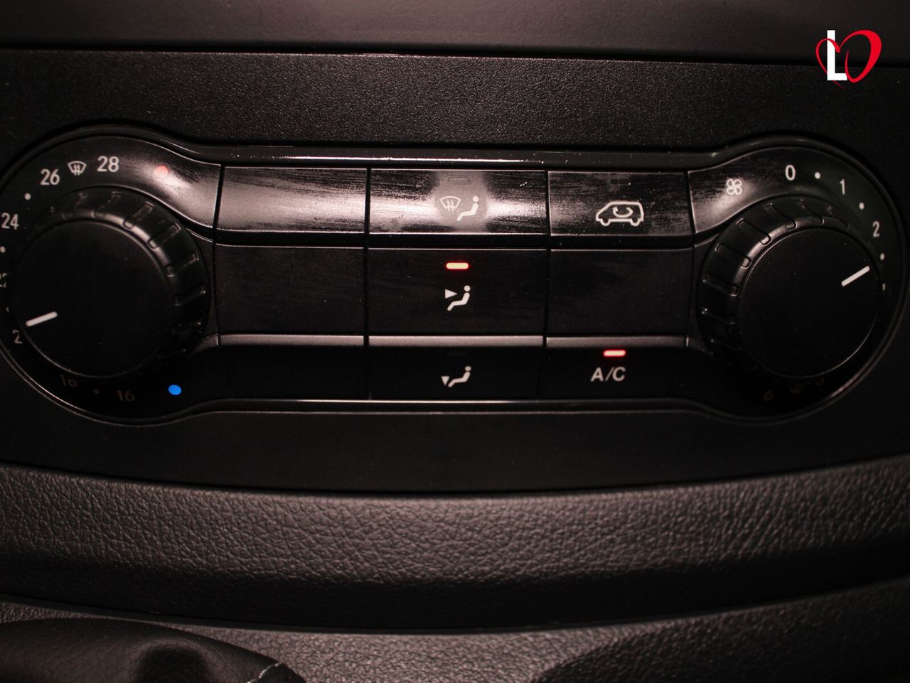 Mercedes Vito 110 CDI TD FURGÓN PRO LARGA - Foto 28