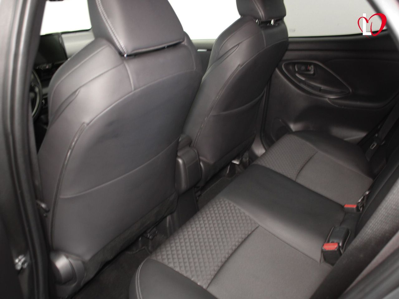 Mazda 2 1.5 85 kW (116 CV) CVT Exclusive-line HYBRID EXCLUSIVE - Foto 33