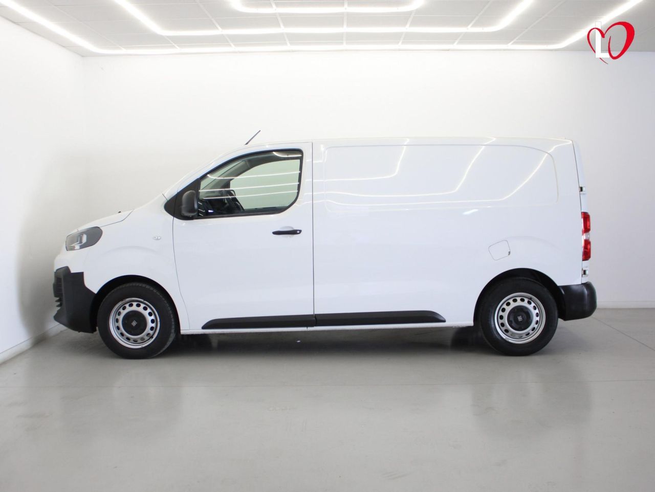 Fiat Scudo SCUDO FURGÓN 1.5 L 120 S&S MT - Foto 33