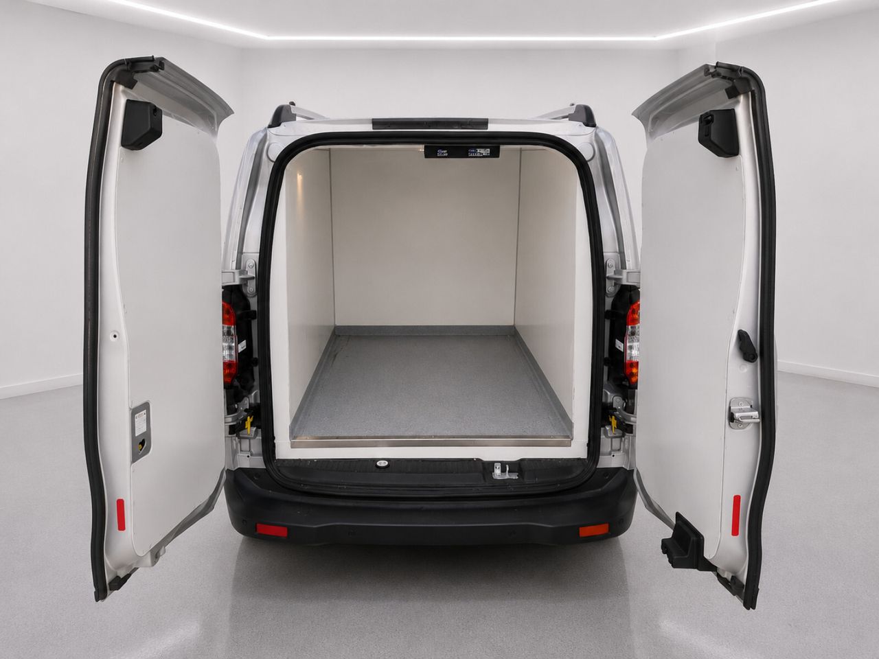 Ford Courier VAN 1.5 TDCi LIMITED + ISOTERMO - Foto 6