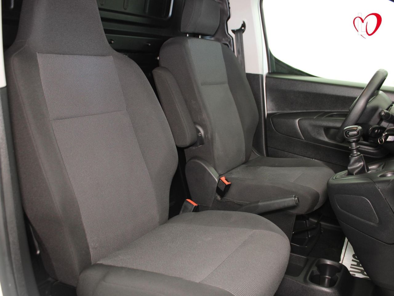 Peugeot Partner BlueHDI STANDARD 100 - Foto 25