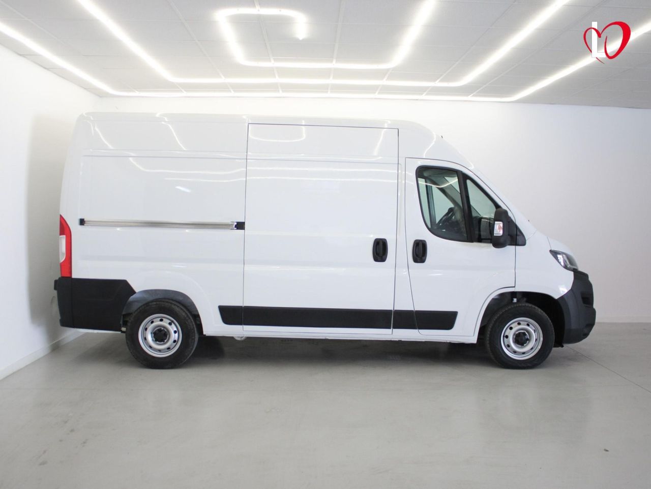 Fiat Ducato 35 L2 H2 MULTIJET FURGÓN 140 - Foto 27