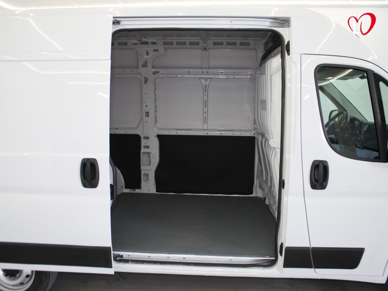 Fiat Ducato 35 L2 H2 MULTIJET FURGÓN 140 - Foto 8