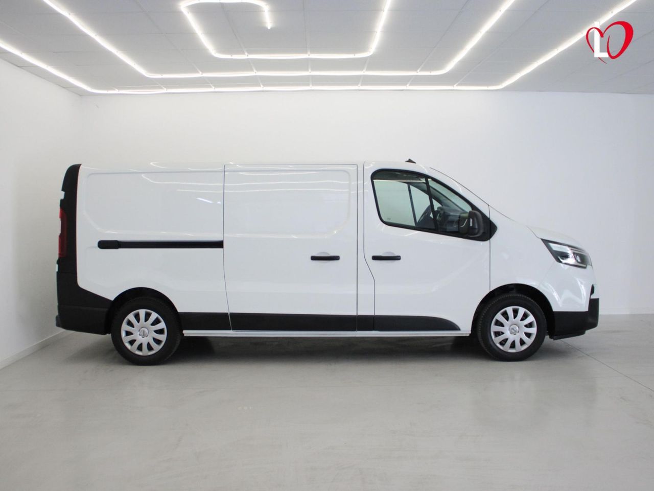 Nissan Primastar 2.0 DCI FURGON. L2 H1 130 - Foto 31