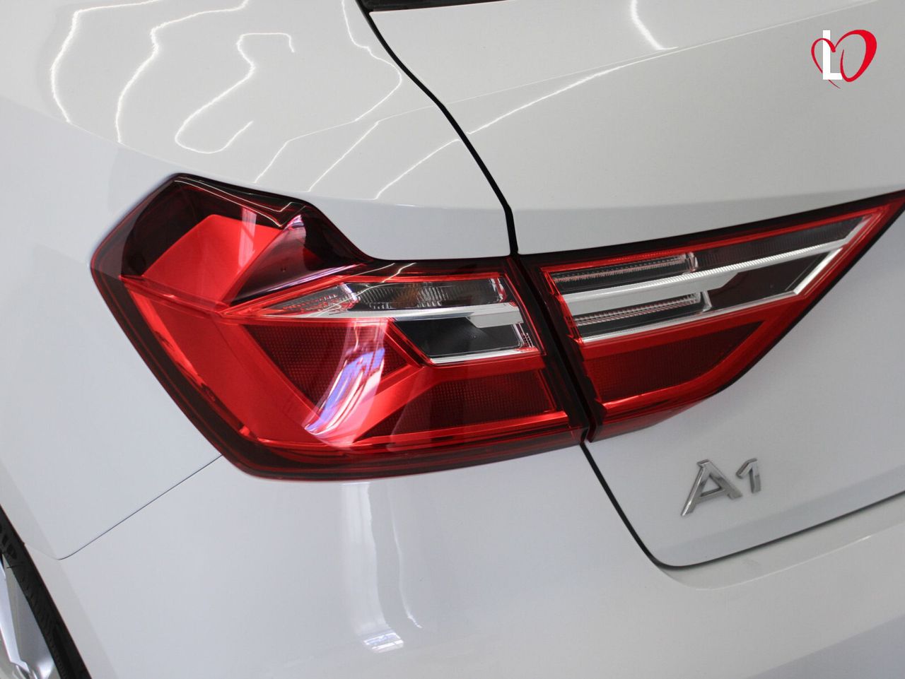 Audi A1 Sportback 30 TFSI 81kW (110CV) S tronic ADVANCED - Foto 46
