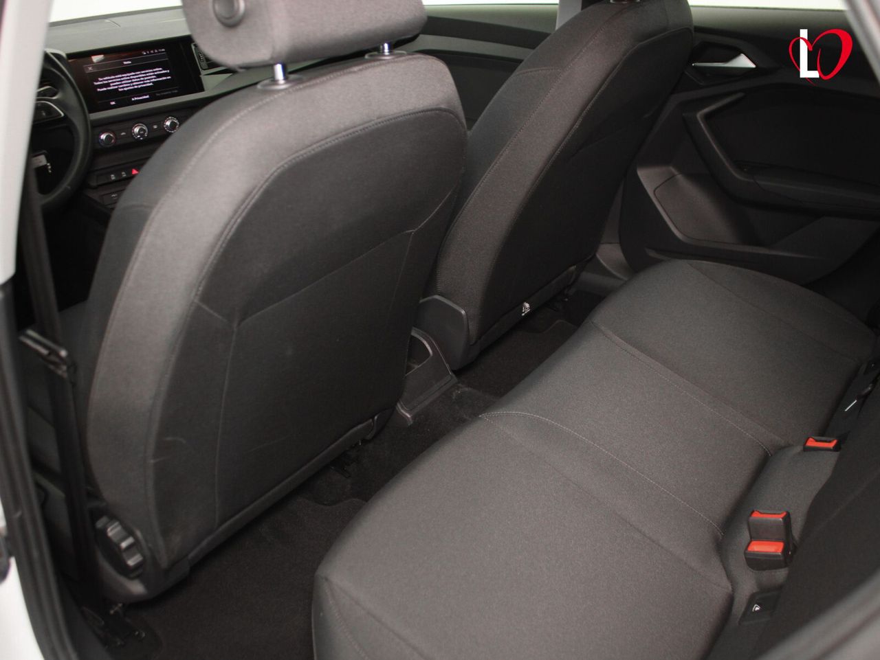 Audi A1 Sportback 30 TFSI 81kW (110CV) S tronic ADVANCED - Foto 34