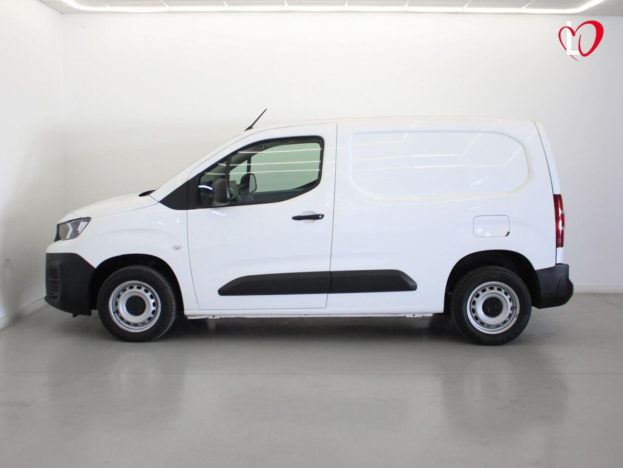 Peugeot Partner PREMIUM STANDARD BlueHDI 100 S&S 6 VEL MAN 3 PLAZAS - Foto 30