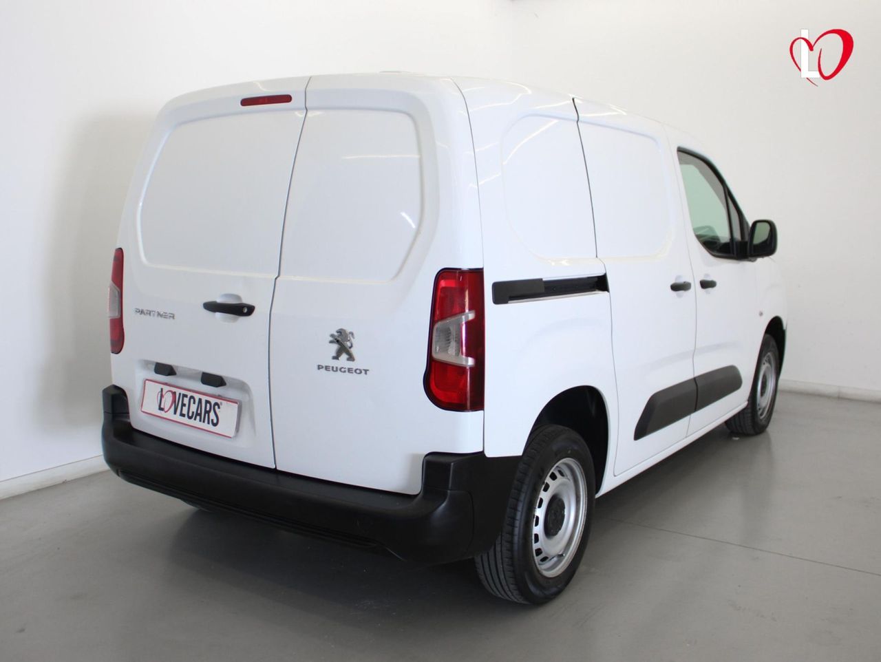 Peugeot Partner PREMIUM STANDARD BlueHDI 100 S&S 6 VEL MAN 3 PLAZAS - Foto 6