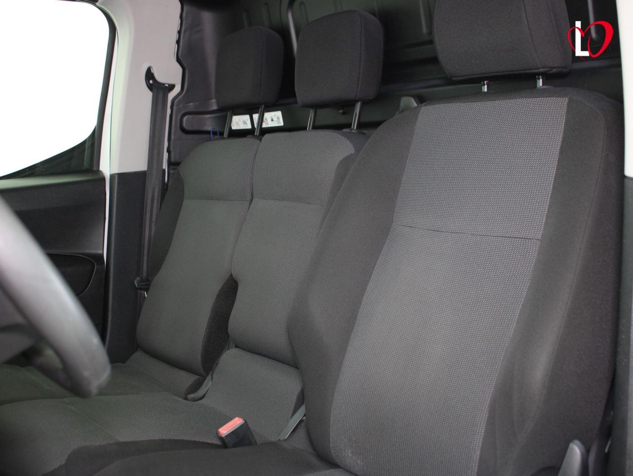 Peugeot Partner PREMIUN STANDARD BlueHDI 100 S&S 6 VEL MAN 3 PLAZAS - Foto 19