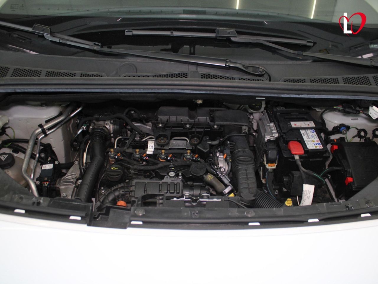 Peugeot Partner PREMIUN STANDARD BlueHDI 100 S&S 6 VEL MAN 3 PLAZAS - Foto 16