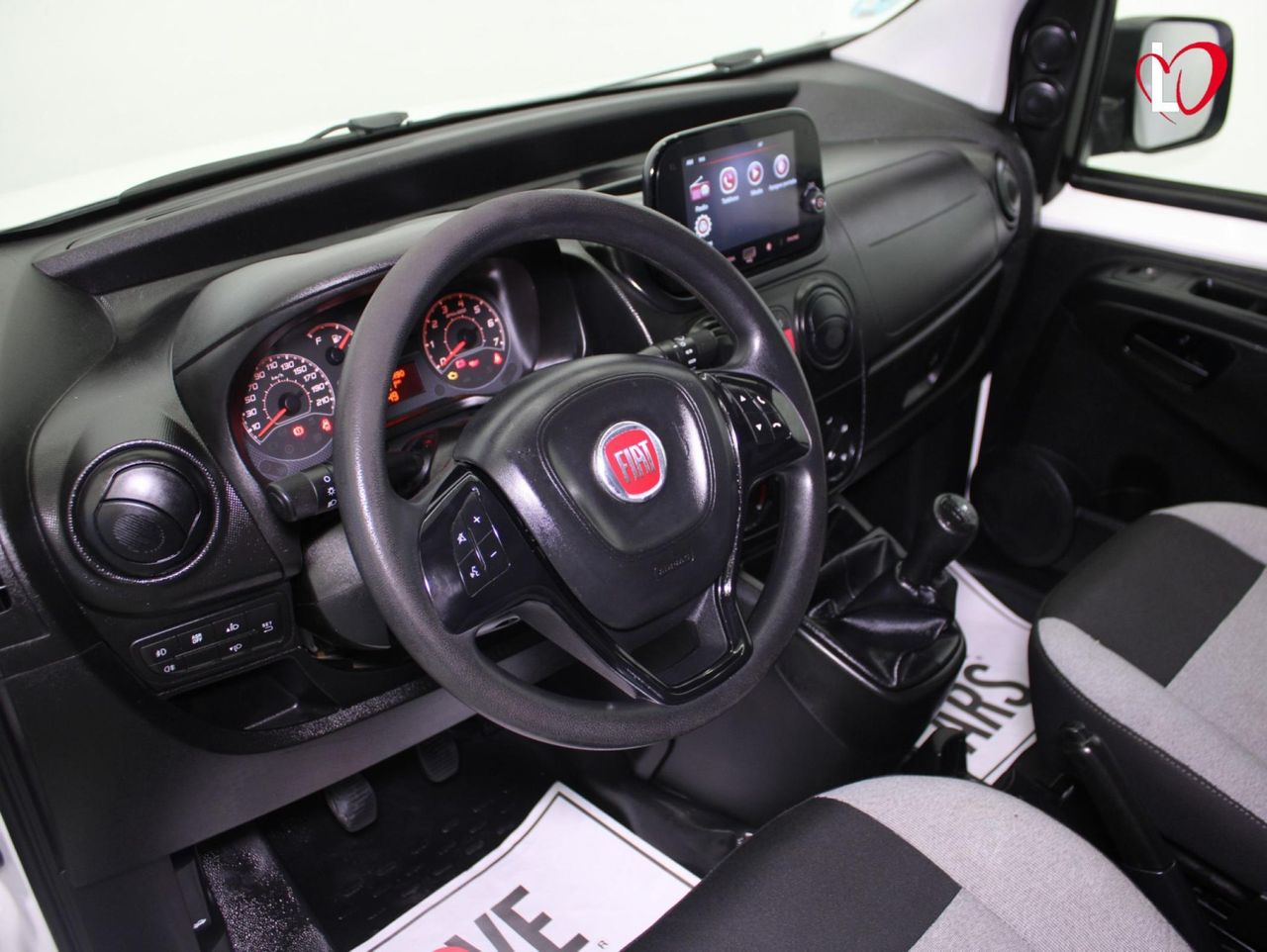 Fiat Fiorino 1.3 MJET CARGO SX 95 - Foto 17