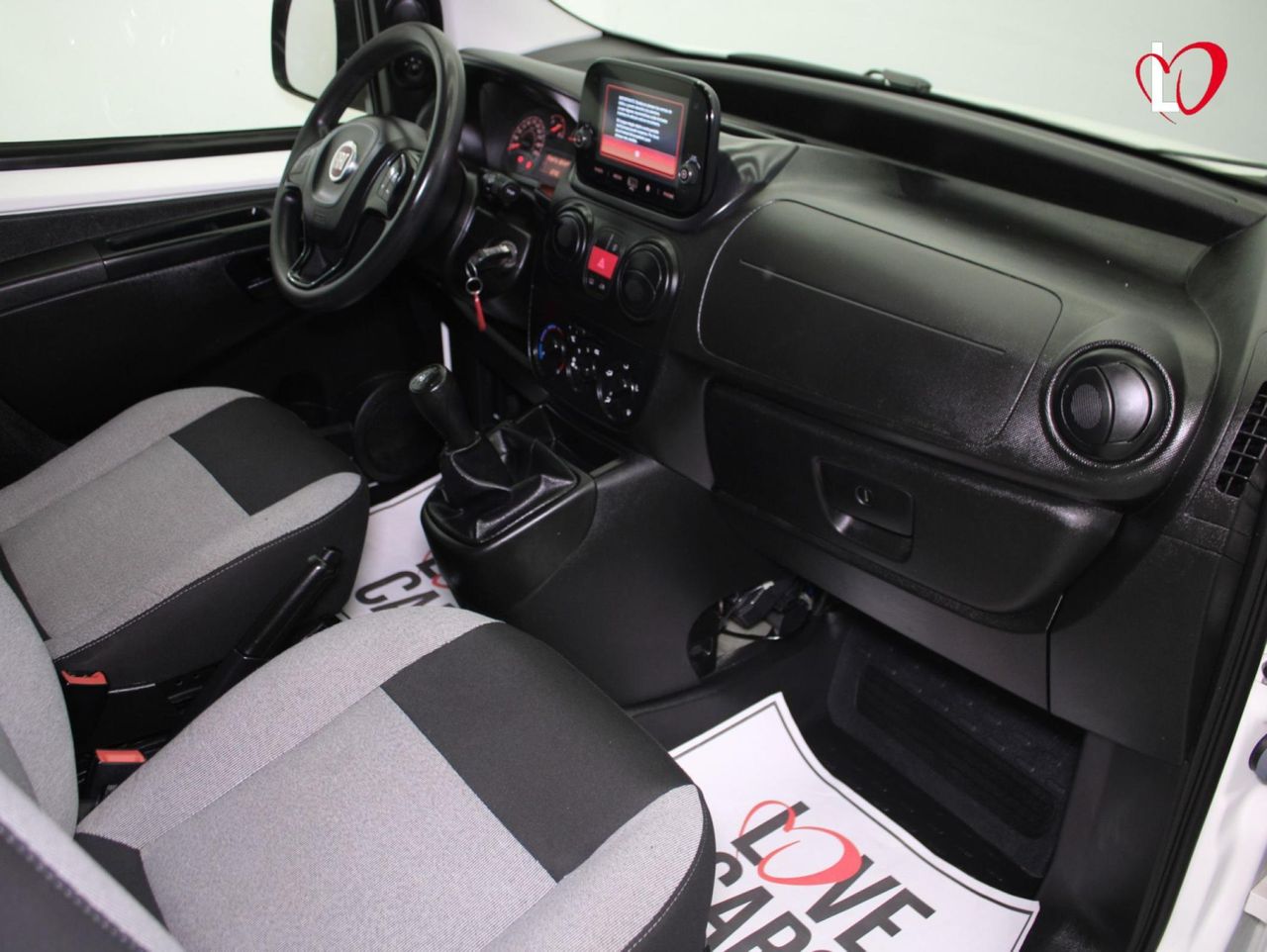 Fiat Fiorino 1.3 MJET CARGO SX 95 - Foto 24