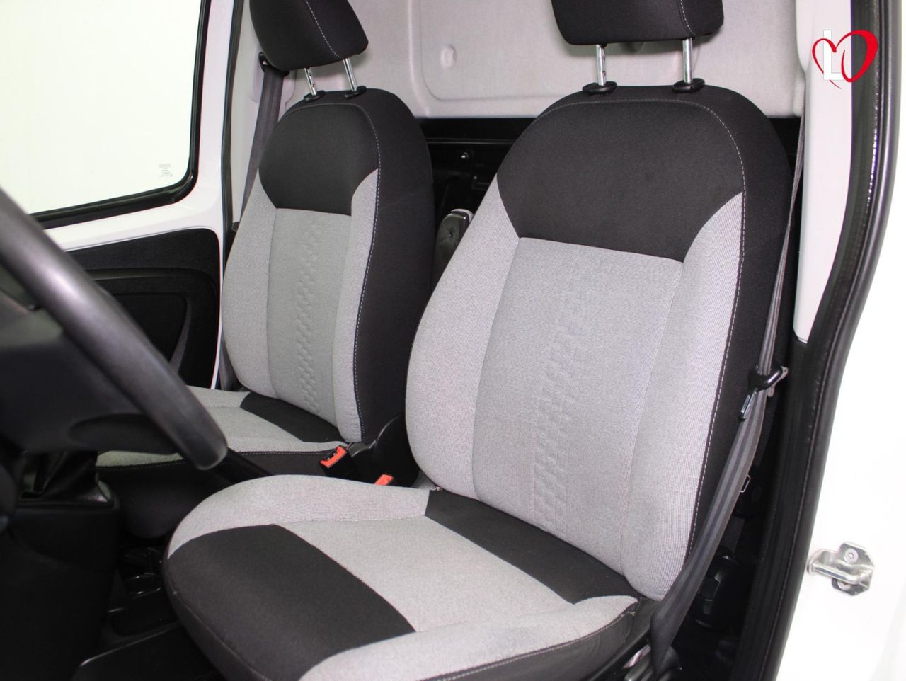 Fiat Fiorino 1.3 MJET CARGO SX 95 - Foto 16