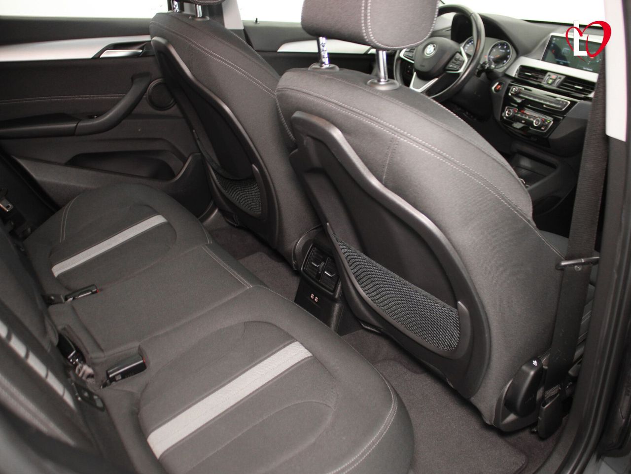 BMW X1 sDrive18dA Corporate - Foto 33