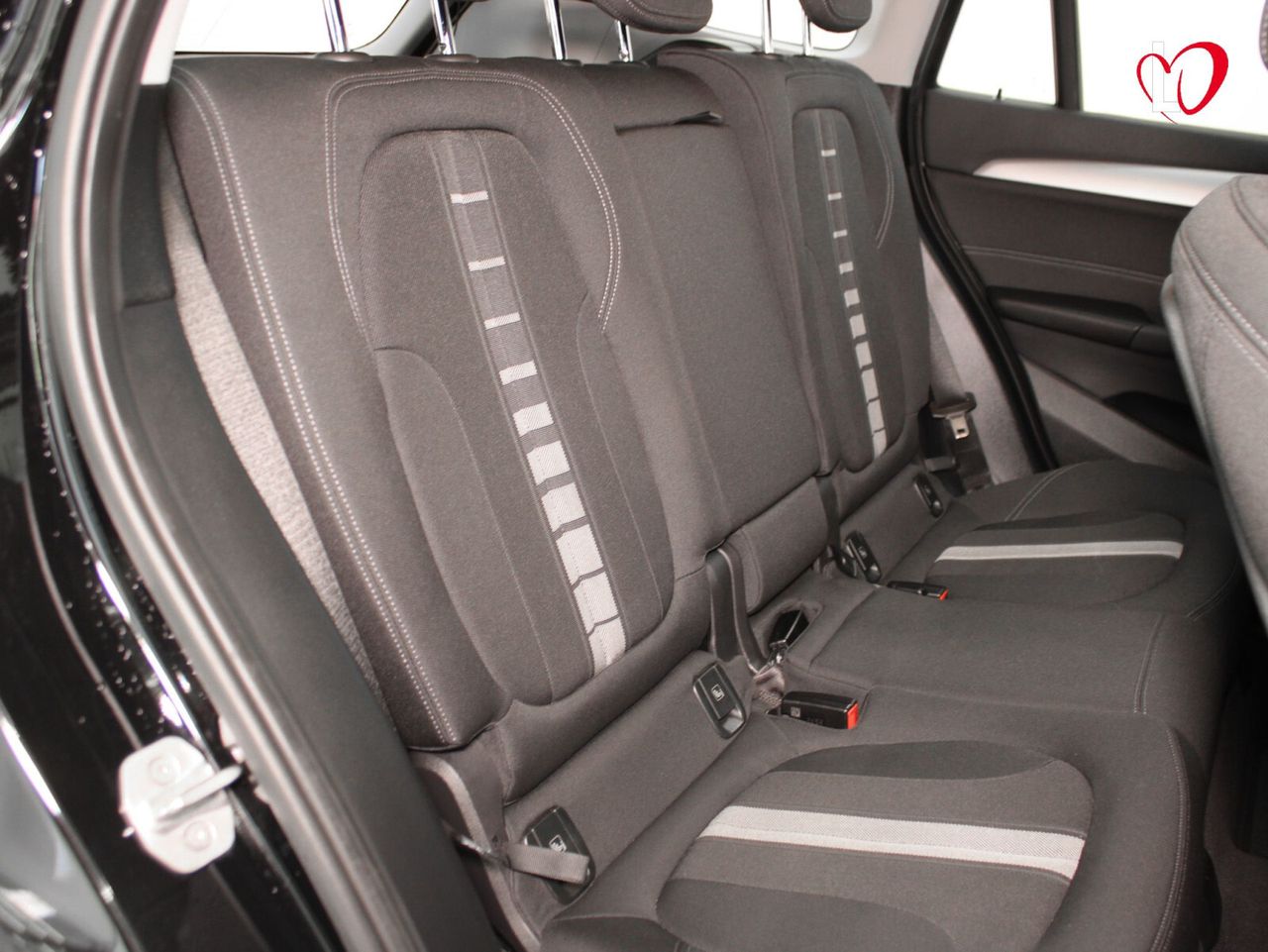 BMW X1 sDrive18dA Corporate - Foto 34