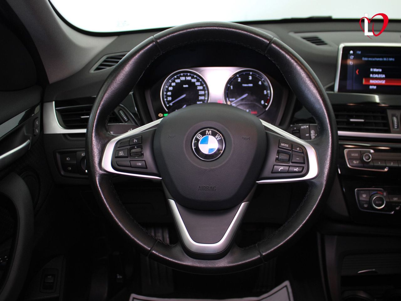 BMW X1 sDrive18dA Corporate - Foto 22