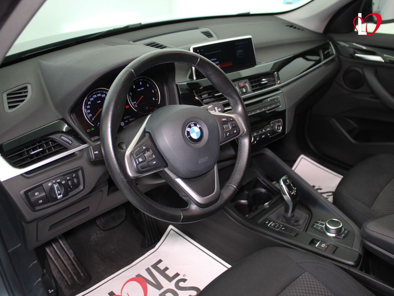 BMW X1 sDrive18dA Corporate - Foto 18