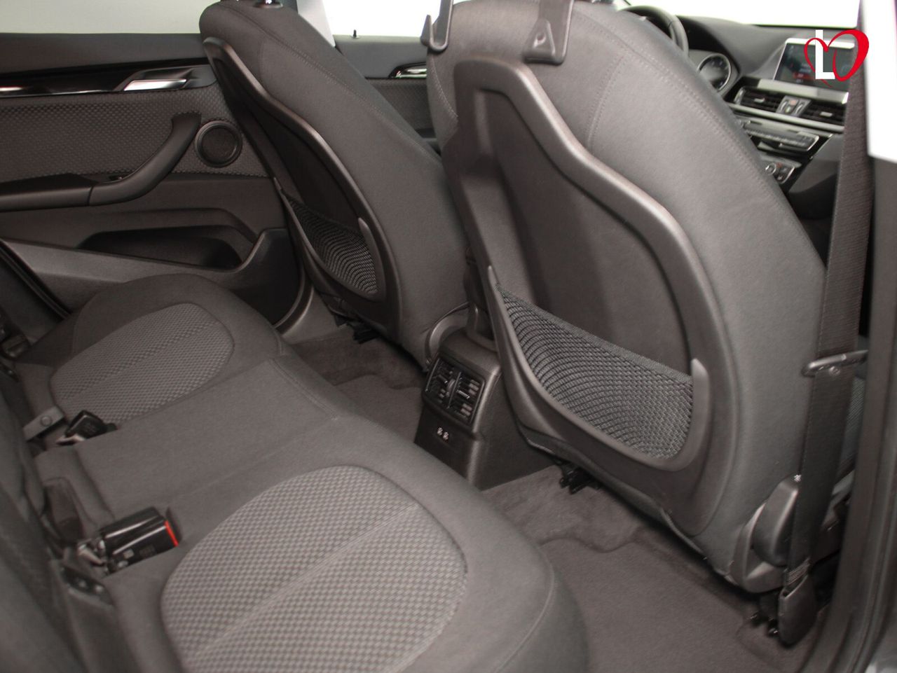 BMW X1 sDrive18dA Corporate - Foto 34