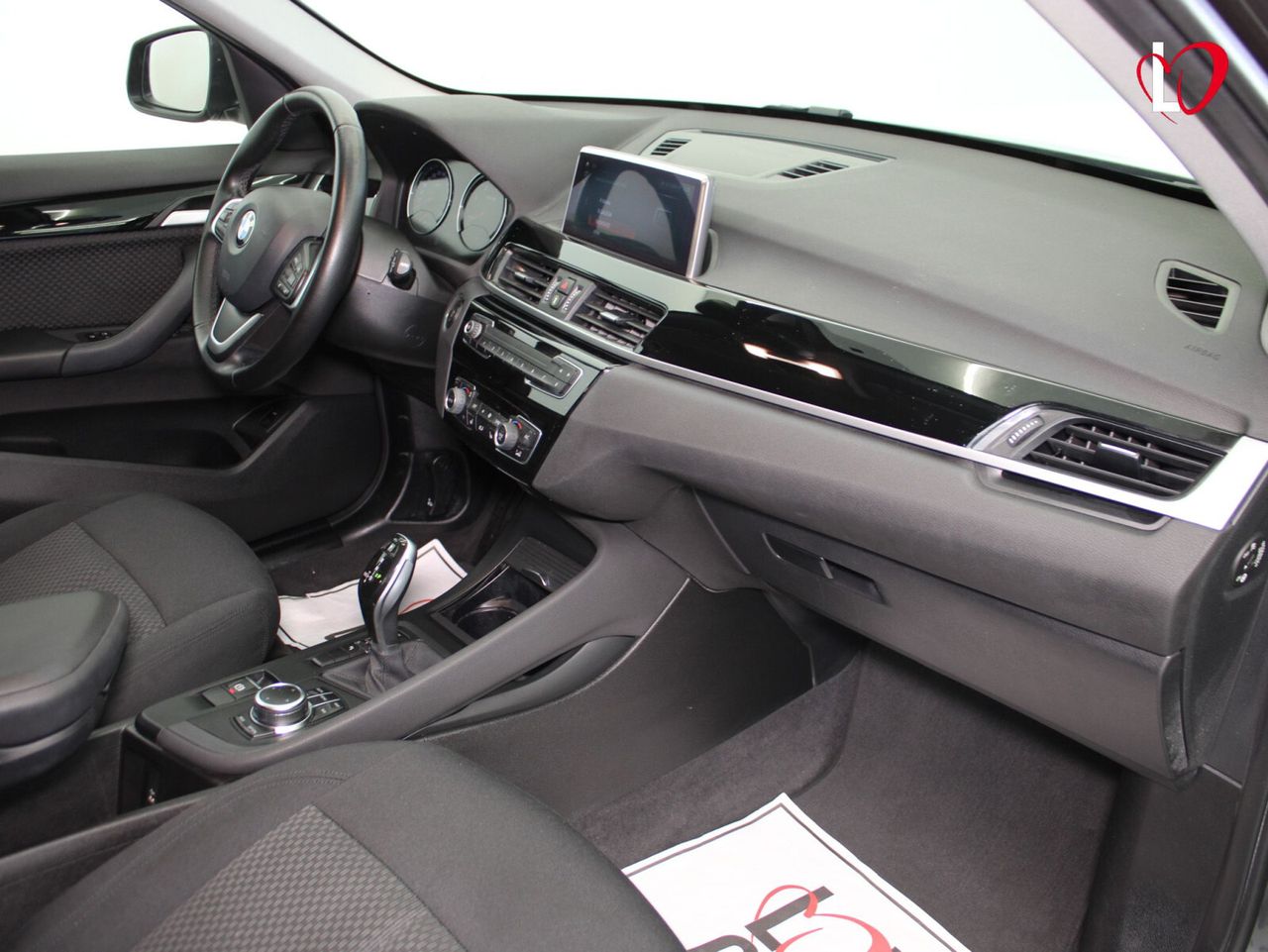 BMW X1 sDrive18dA Corporate - Foto 32
