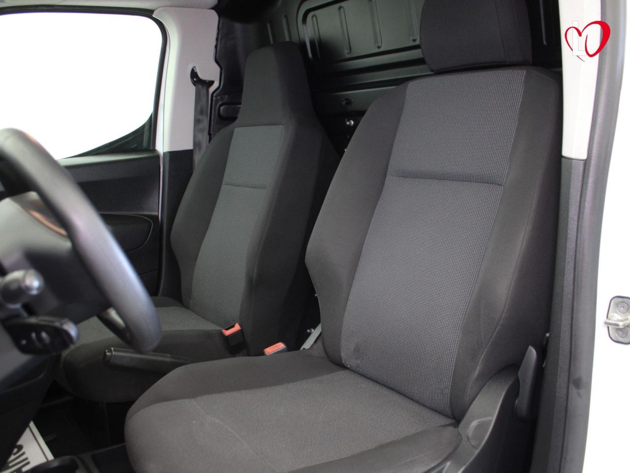 Peugeot Partner STANDARD BlueHDI FURGÓN 6 VEL 100 - Foto 18