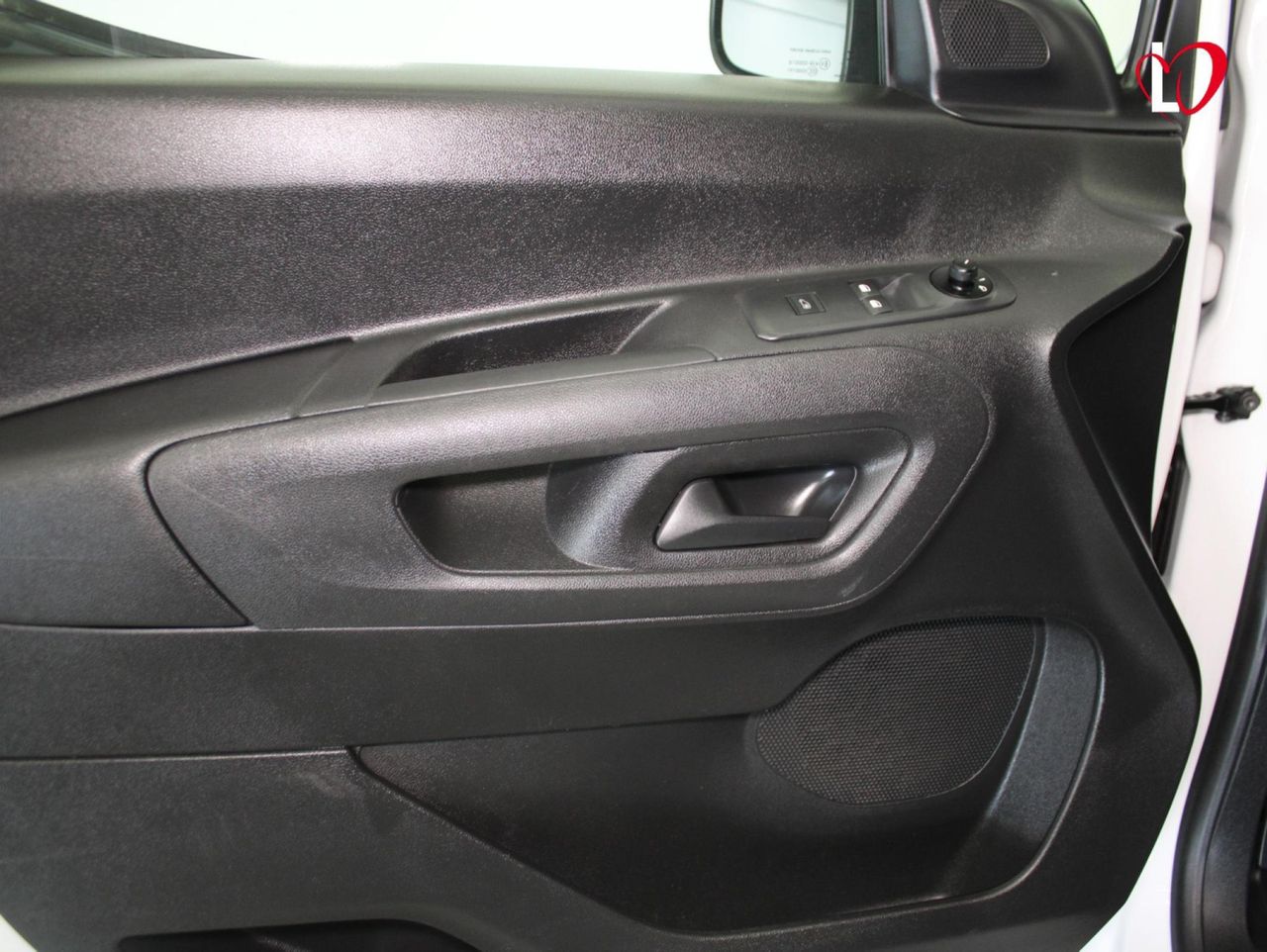 Peugeot Partner STANDARD BlueHDI FURGÓN 6 VEL 100 - Foto 17