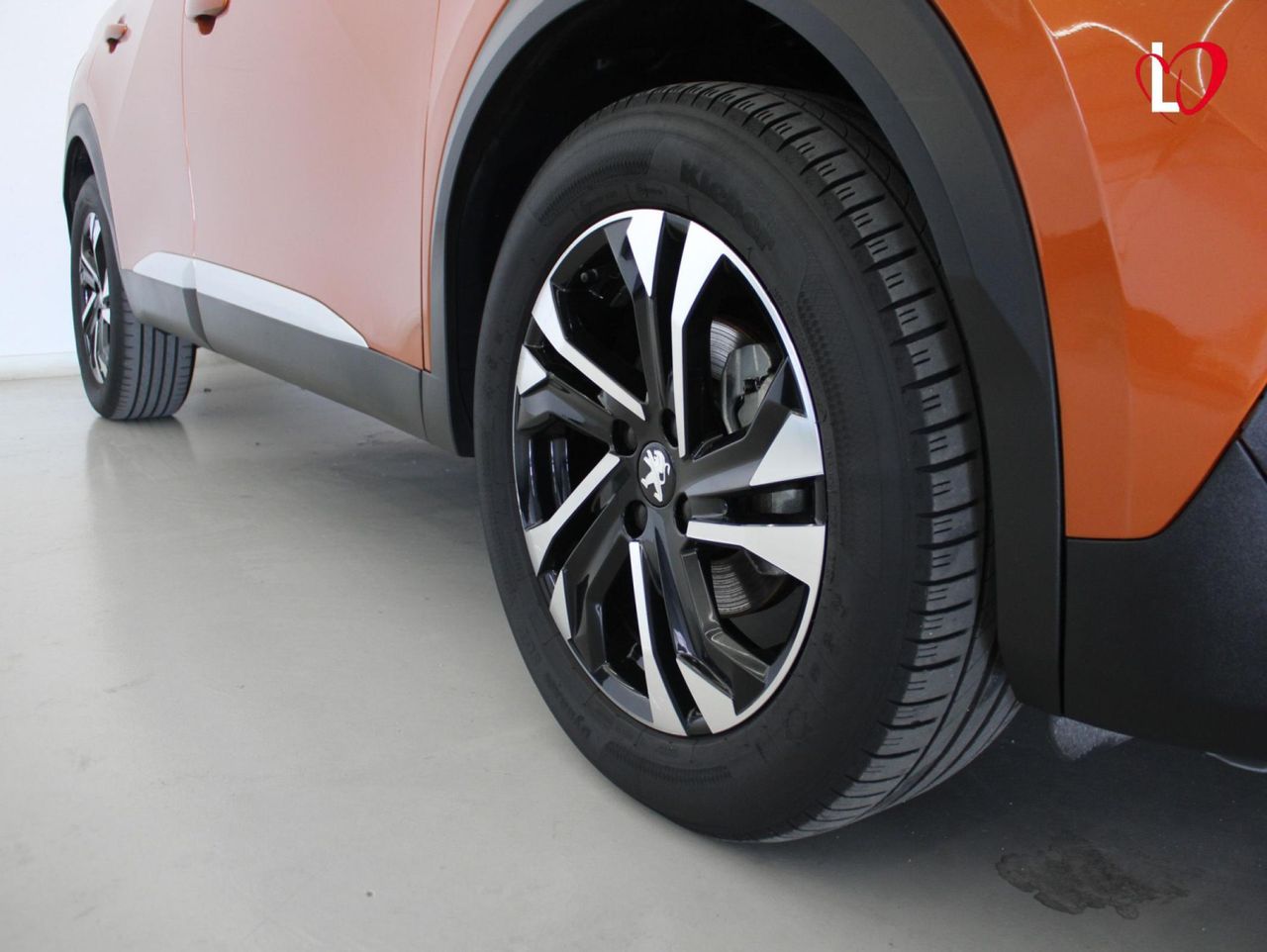 Peugeot 2008 Allure Pack BlueHDI 81kW (110CV) - Foto 41