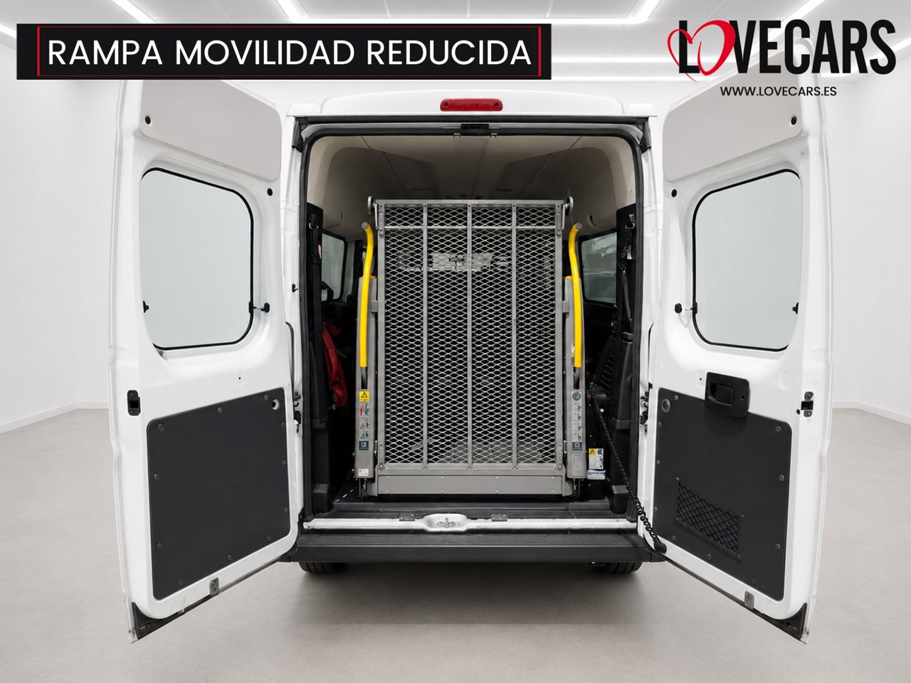 Citroën Jumper BlueHDi S&S COMBI 33 L2H2 (RAMPA MOVILIDAD REDUCIDA) 140 - Foto 4