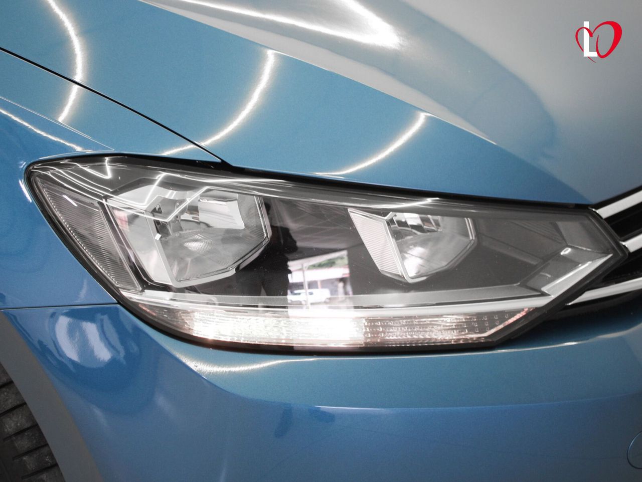 Volkswagen Touran Advance 2.0 TDI 90kW (122CV) - Foto 19