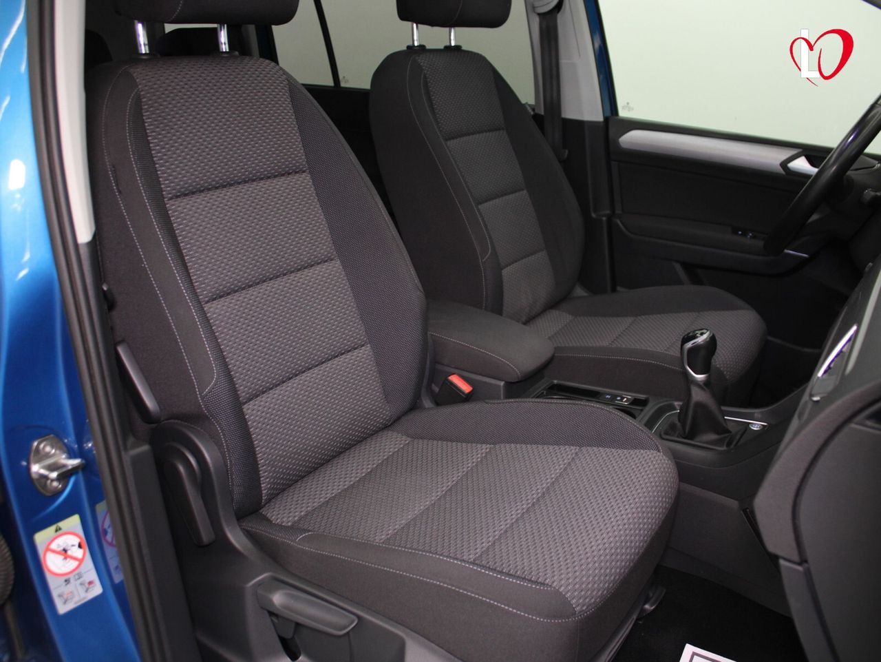 Volkswagen Touran Advance 2.0 TDI 90kW (122CV) - Foto 38