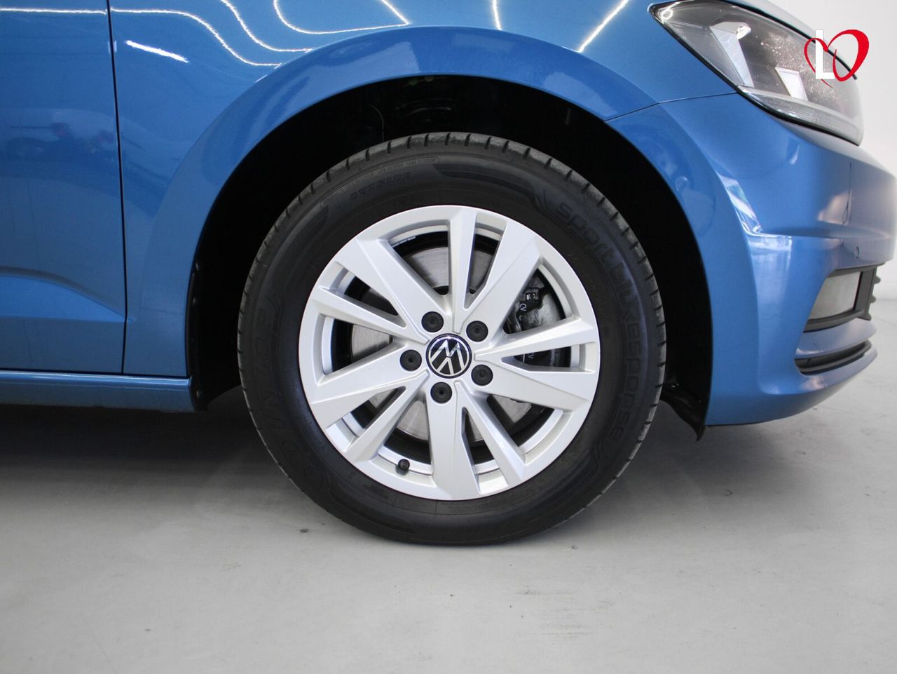 Volkswagen Touran Advance 2.0 TDI 90kW (122CV) - Foto 18