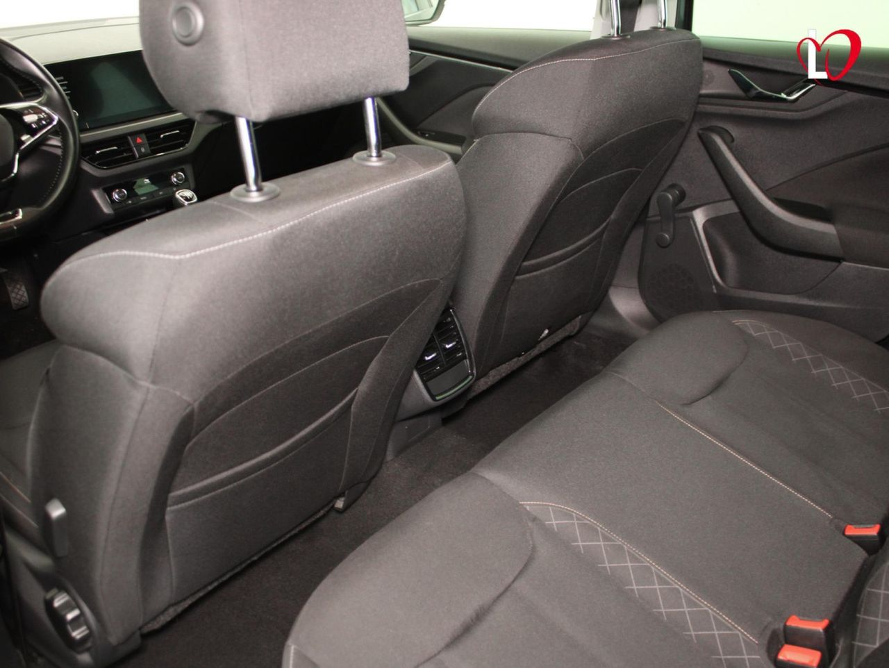 Skoda Scala 1.0 TSI 70 KW (95 CV) Emotion - Foto 37