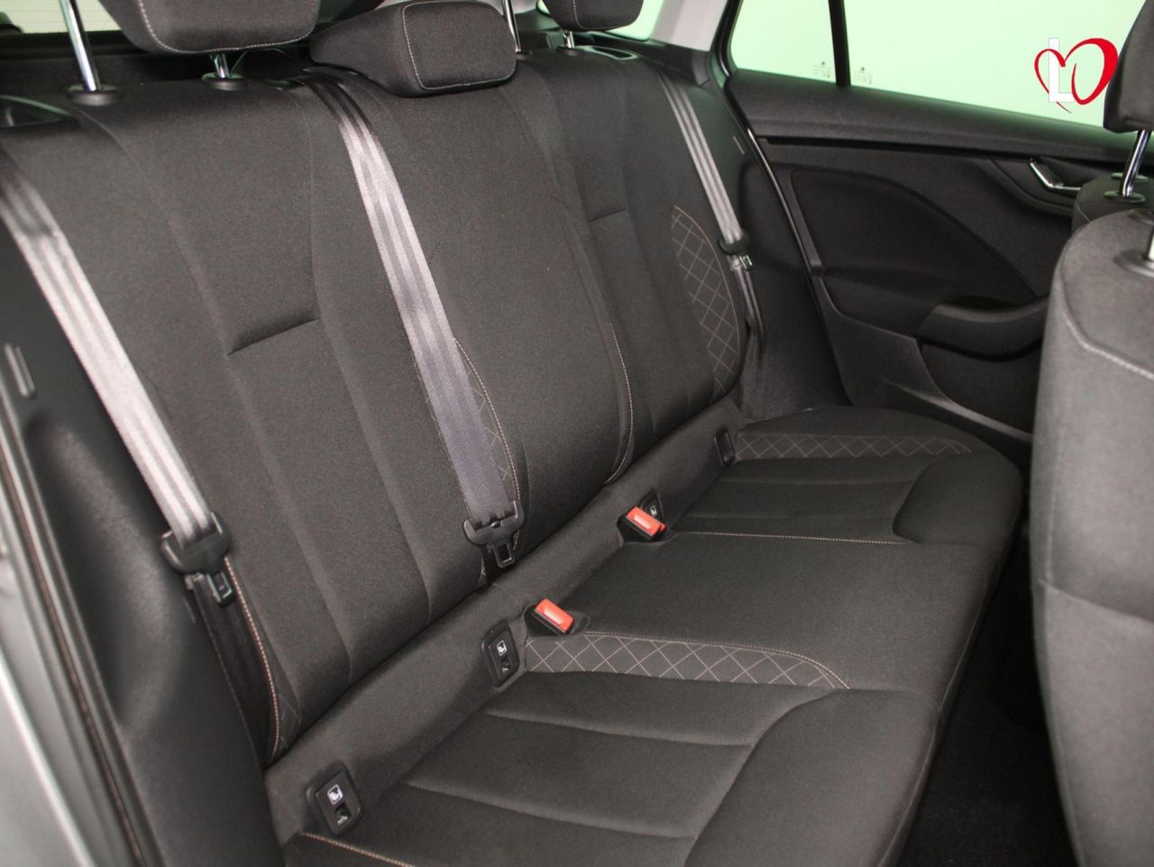 Skoda Scala 1.0 TSI 70 KW (95 CV) Emotion - Foto 36